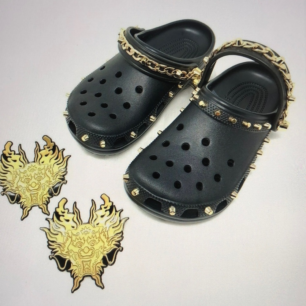 Restocked! CROCS x Vivienne Tam Chain Stud Shoes - Picture 4 of 6